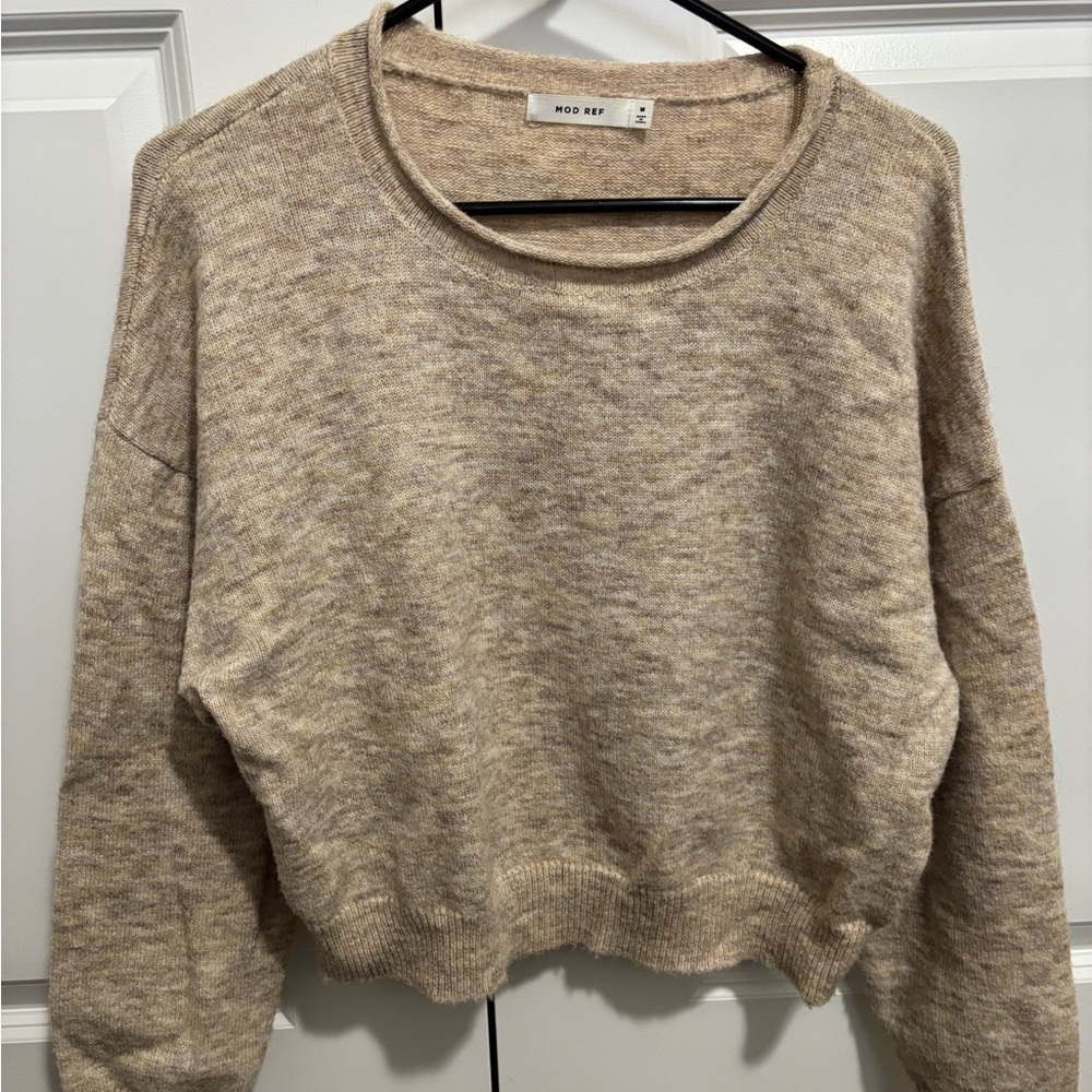 Mod Ref Women's Beige Crop Sweater